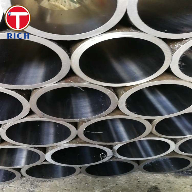 DIN 17121 RSt 37-2 Yapısal çelik iş için dikişsiz yuvarlak borular dikişsiz dairesel çelik borular