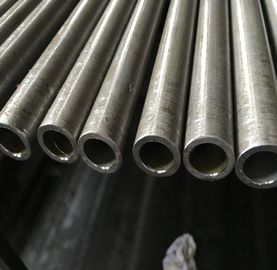İyi bir fiyat. Dikişsiz Orta Karbonlu Çelik Eşanjör Boruları Astm A210 / Sa210 Standard çevrimiçi